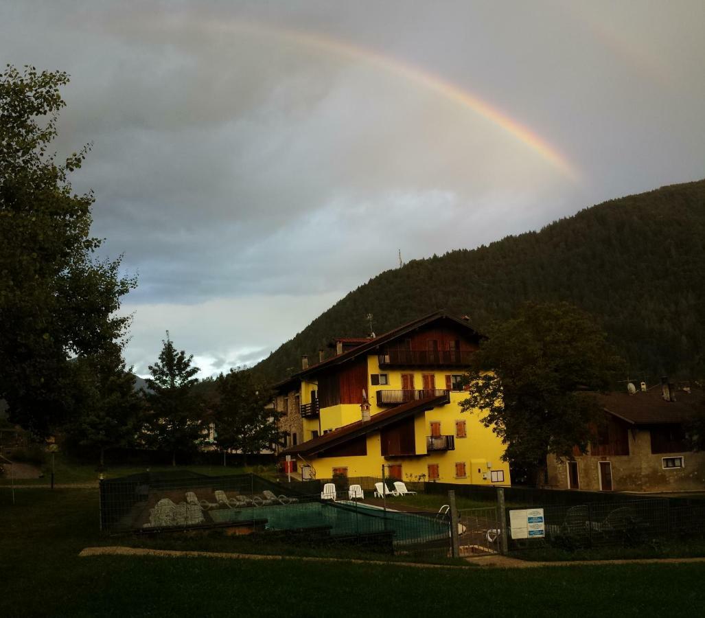 Albergo Casavecchia Tiarno di Sopra Exterior photo