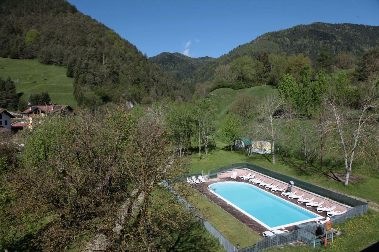 Albergo Casavecchia Tiarno di Sopra Exterior photo